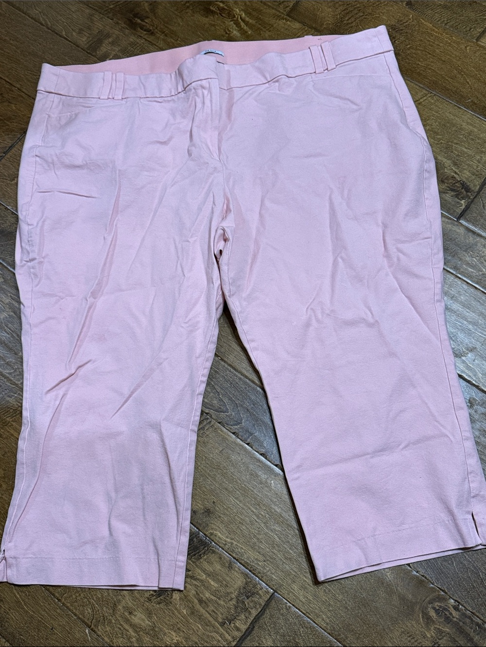 Lane Bryant Allie Light Pink Stretch Capri Pants